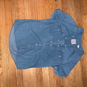Levi’s denim button down top